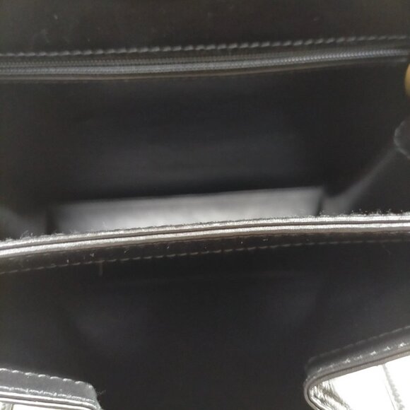 Cartier Hand Bag Black Leather 705-090325 - Picture 13 of 16